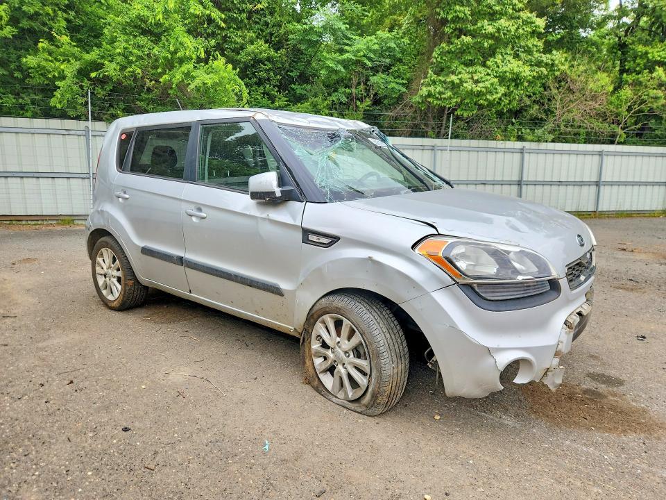 2013 KIA Soul Base