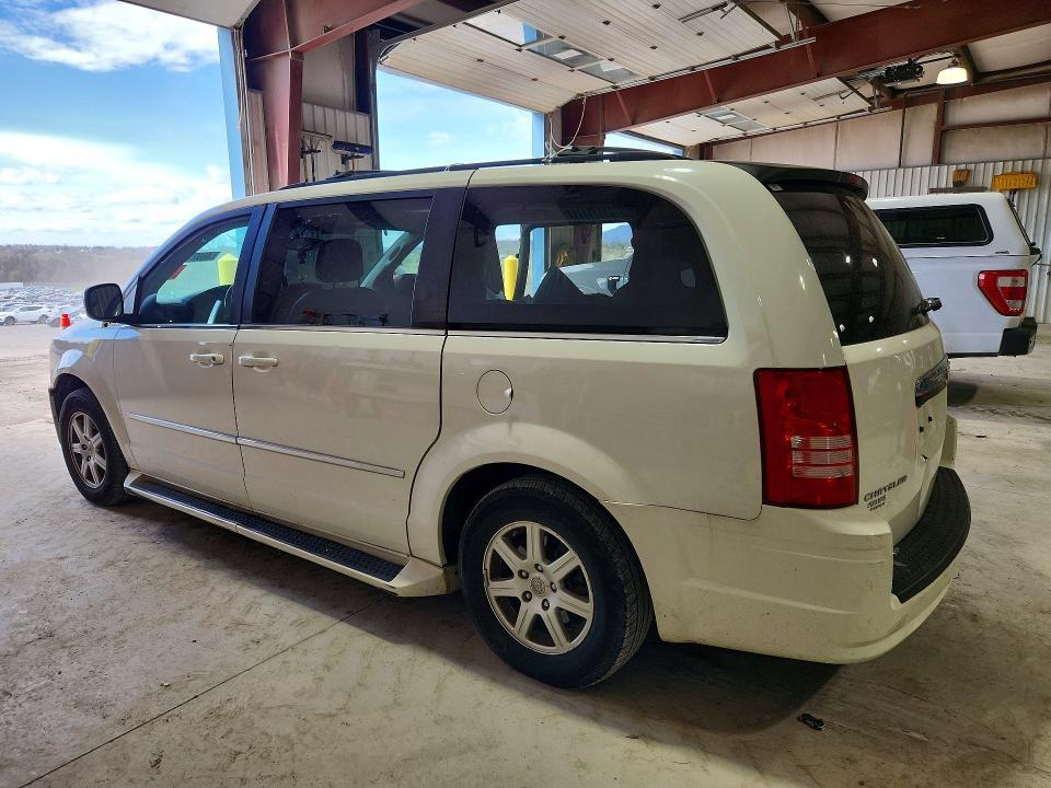 2010 Chrysler Town & Country Touring Plus