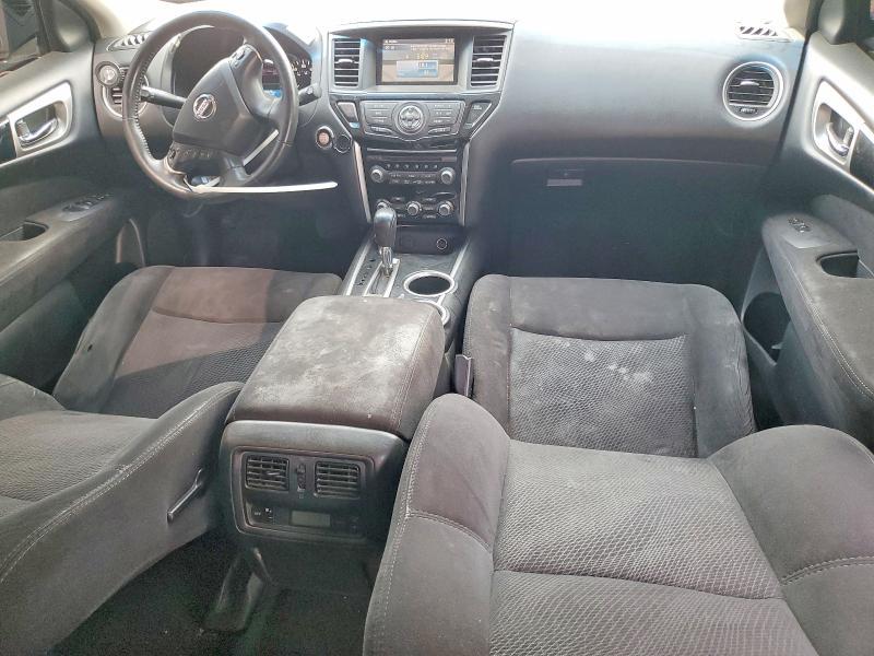2014 Nissan Pathfinder sv
