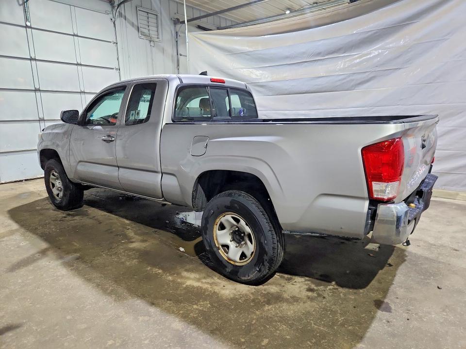 2016 Toyota Tacoma SR