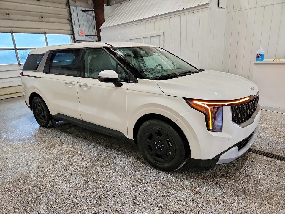 2025 KIA Carnival lxs