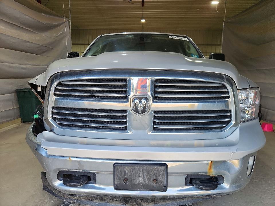 2013 Dodge Ram 1500 slt