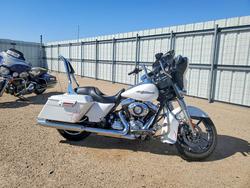 Salvage motorcycles for sale at Amarillo, TX auction: 2011 Harley-Davidson Flhx