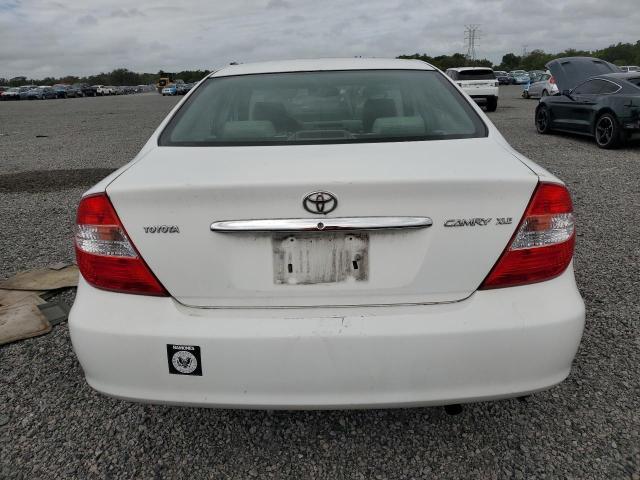 2004 Toyota Camry xle