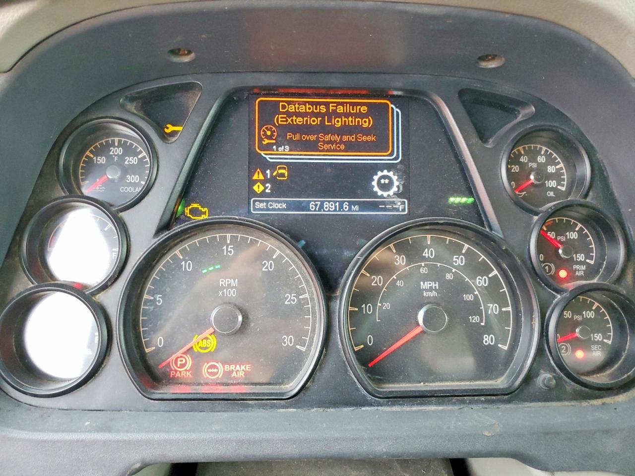 2020 Kenworth Construction T880