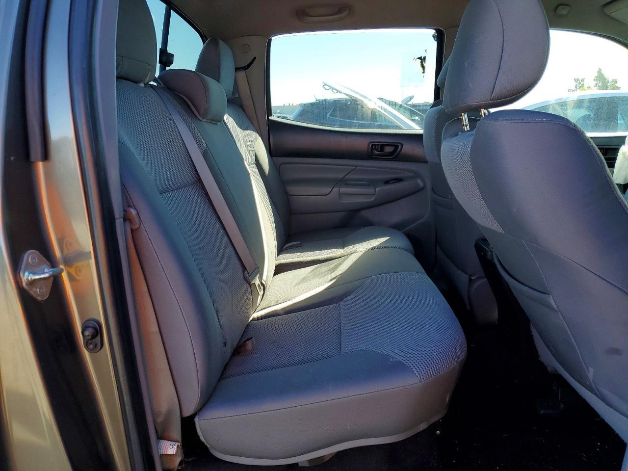 2015 Toyota Tacoma V6