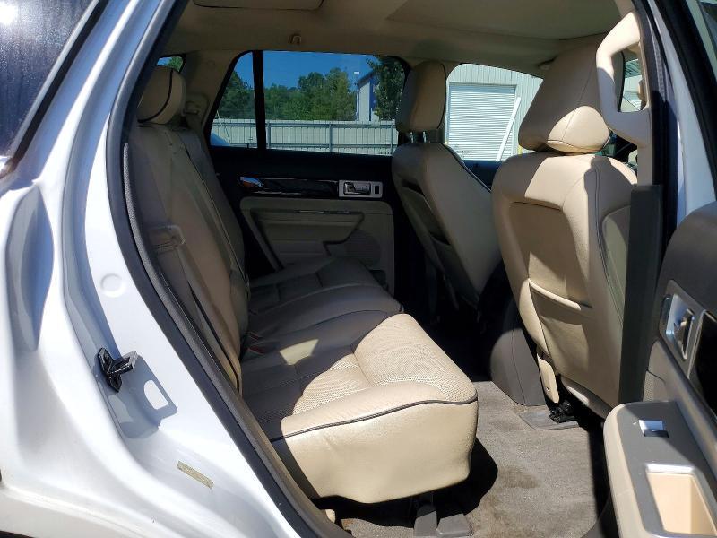 2010 Lincoln Townhouse MKX