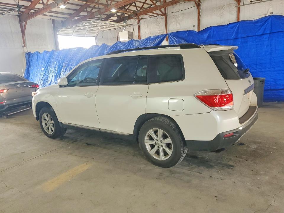 2013 Toyota Highlander se
