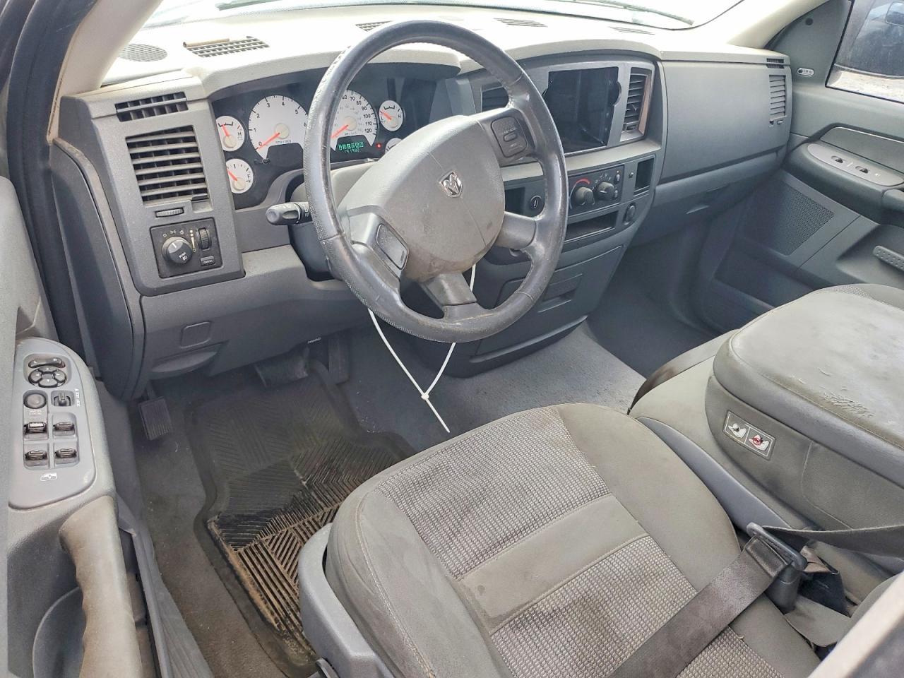 2006 Dodge RAM 1500 ST