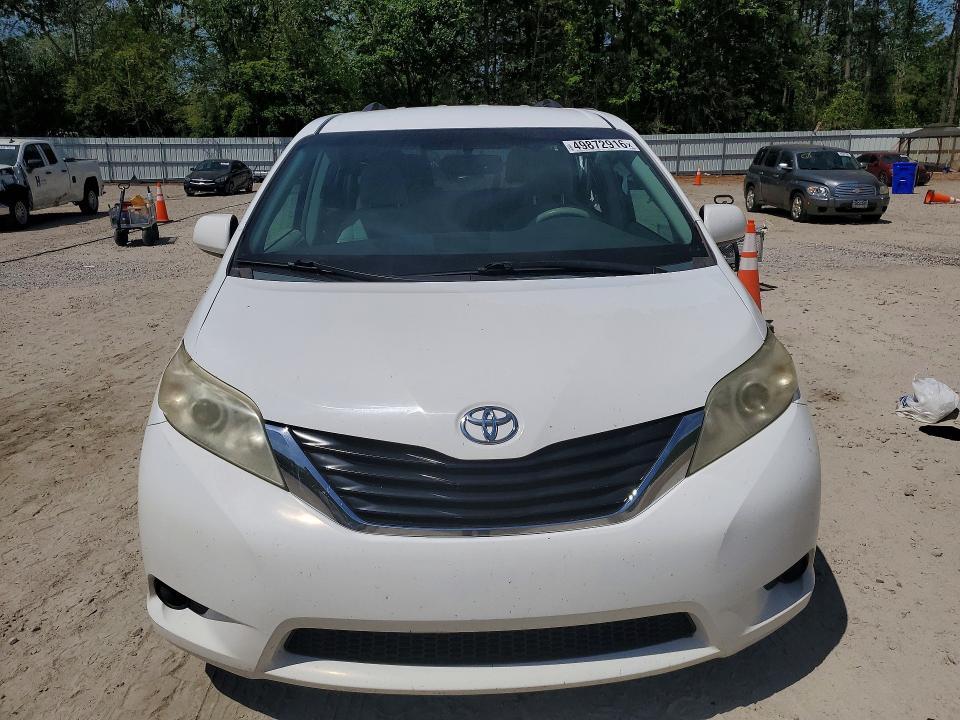 2011 Toyota Sienna le