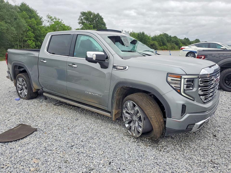 2025 GMC Sierra K1500 Denali