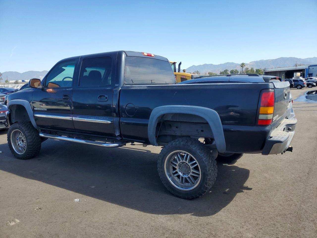 2004 GMC Sierra C2500 Heavy Duty