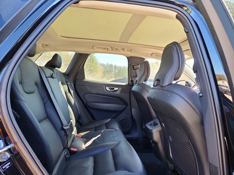 2022 Volvo Xc60 B5 Momentum