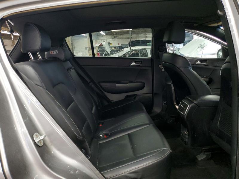 2020 KIA Sportage s