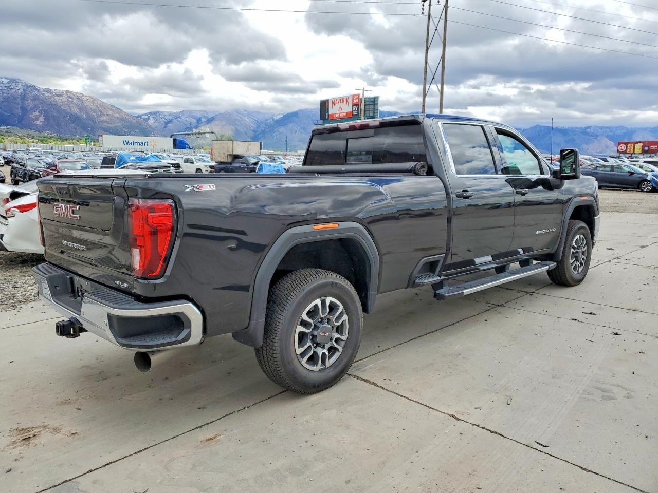 2022 GMC Sierra K3500 SLE