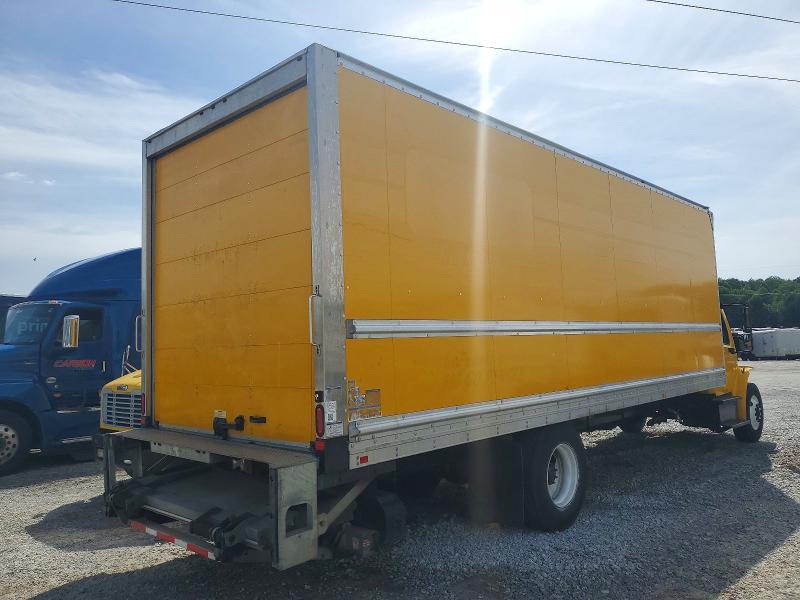 2018 Freigliner 2018 Freightliner Business Class M2 BOX Truck