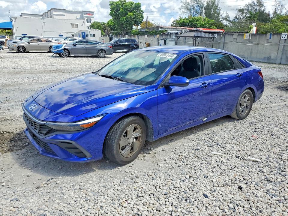 2024 Hyundai Elantra se