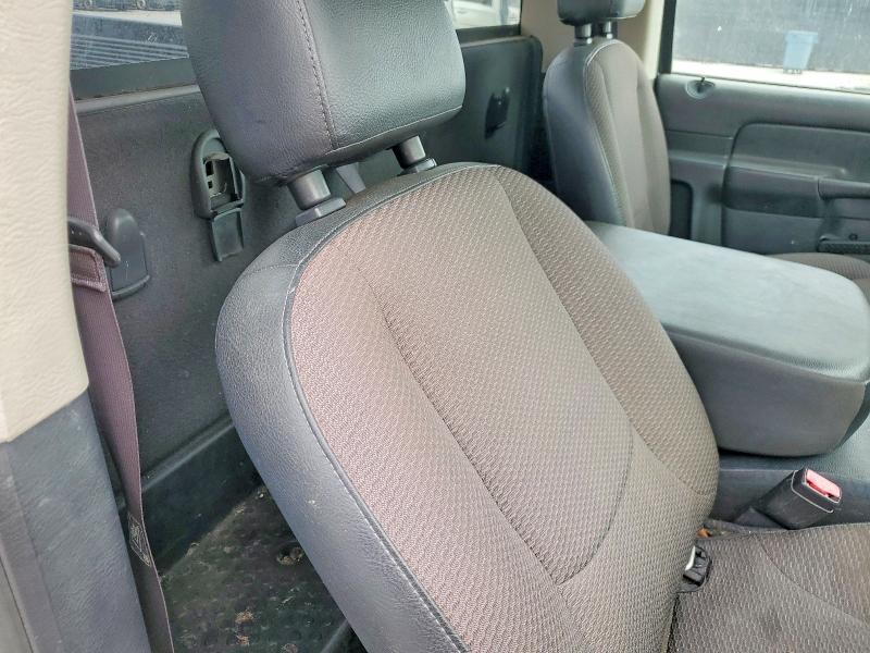 2005 Dodge Ram 1500 st