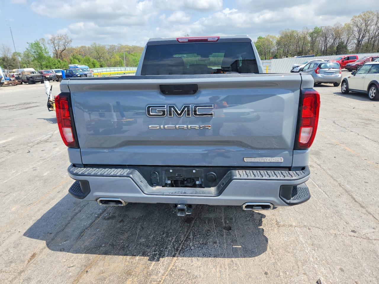2024 GMC Sierra K1500 Elevation