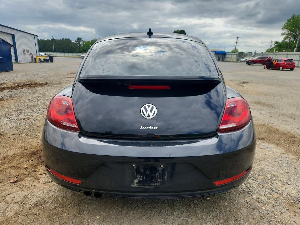 2018 Volkswagen Beetle s