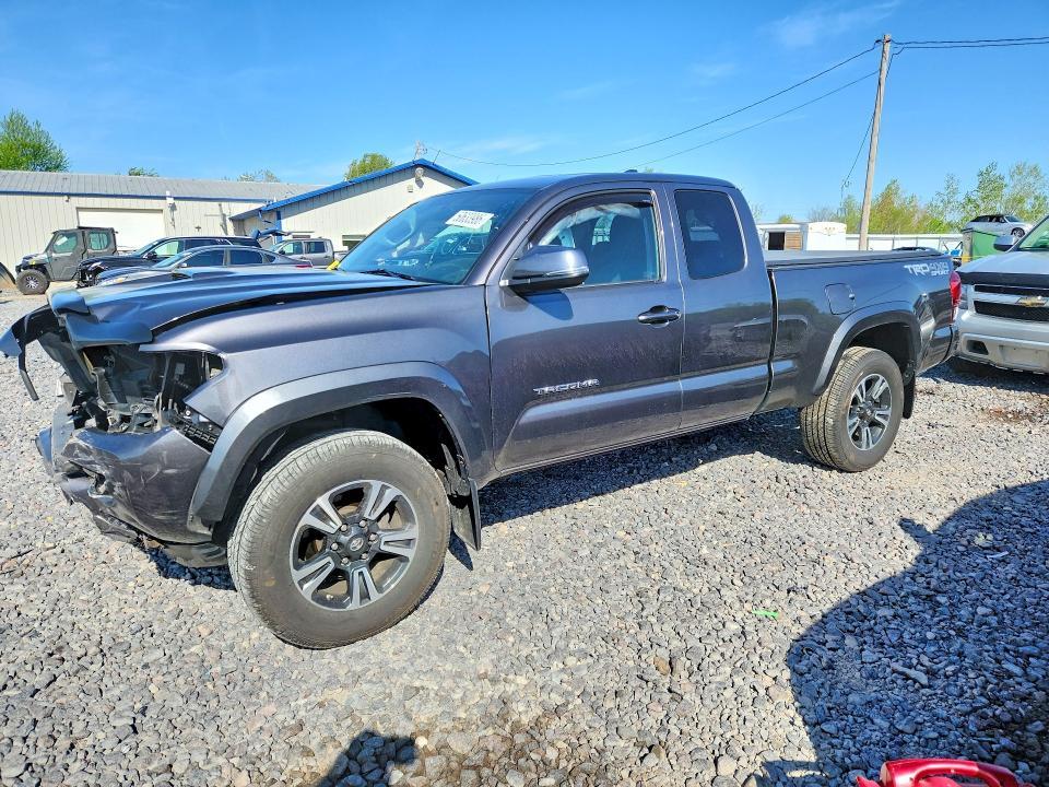 2016 Toyota Tacoma TRD Sport