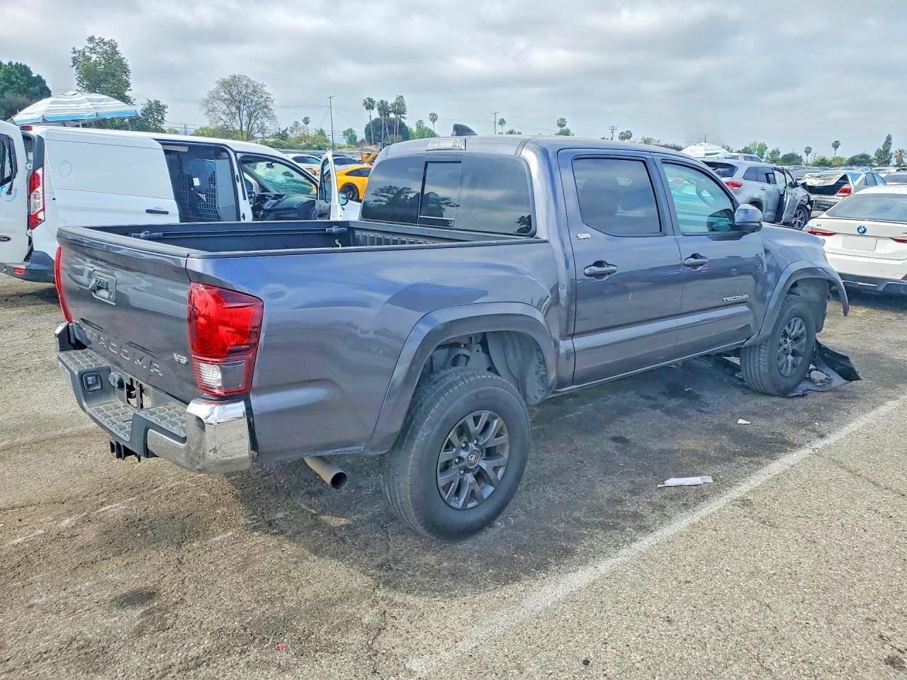 2020 Toyota Tacoma SR5 V6