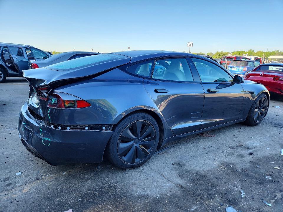 2022 Tesla Model s