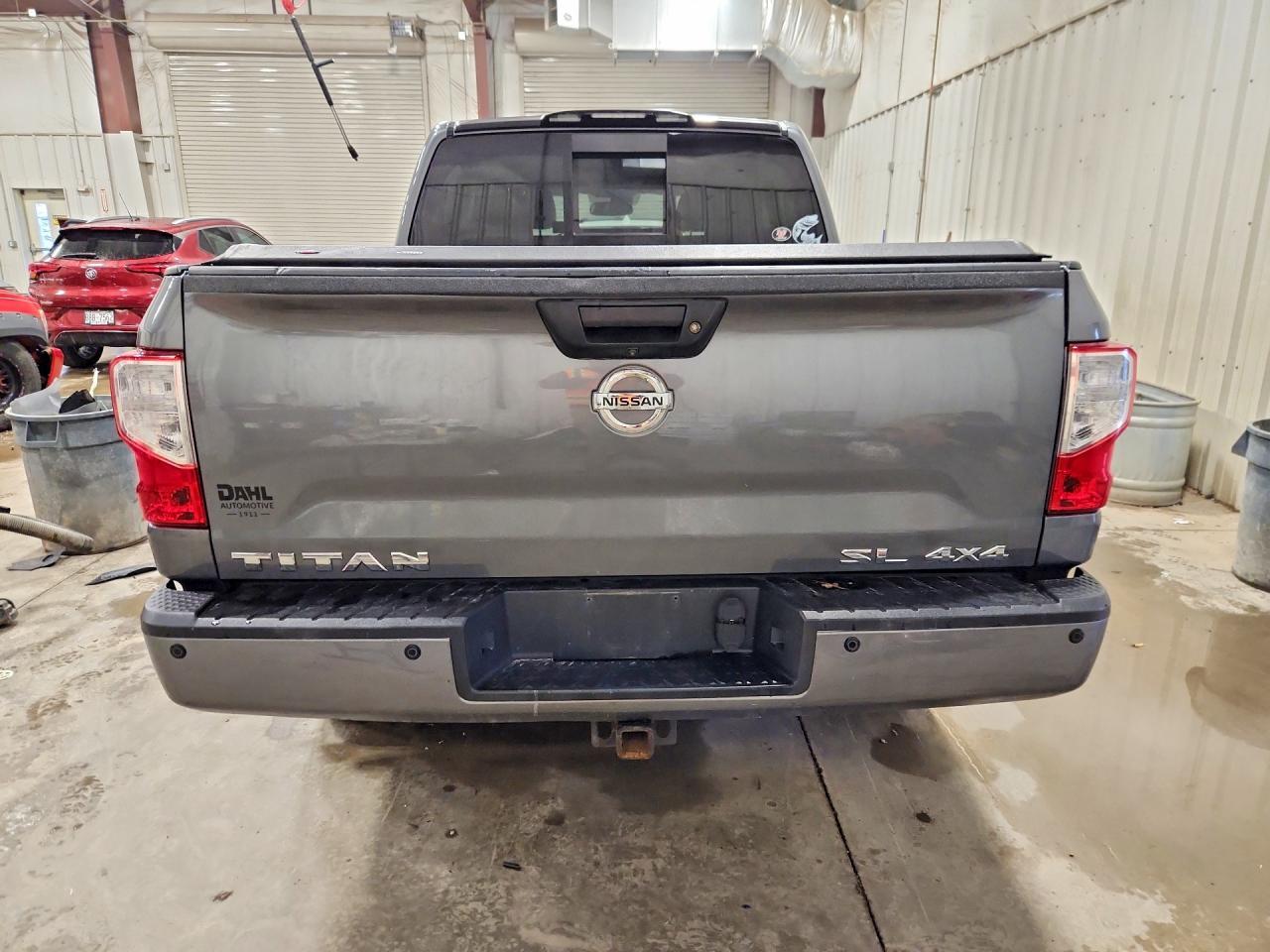 2017 Nissan Titan SL