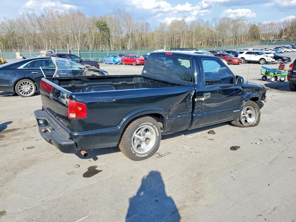 1999 Chevrolet S Truck S10