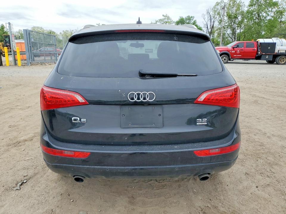 2010 Audi Q5 Premium Plus