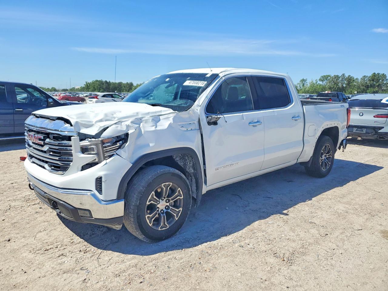2026 GMC Sierra K1500 SLT