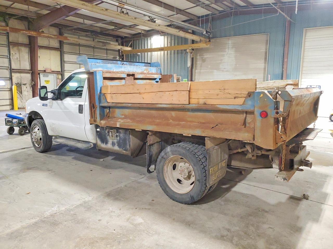 2001 Ford F550 Super Duty