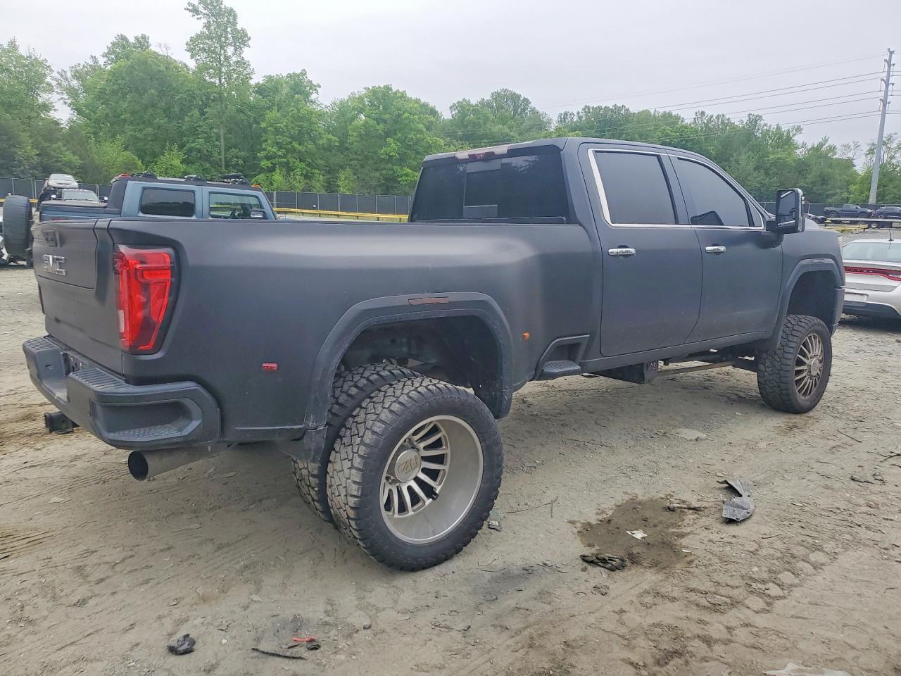 2020 GMC Sierra K3500 Denali