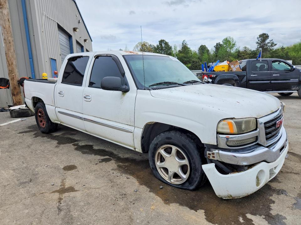 2005 GMC New Sierra C1500