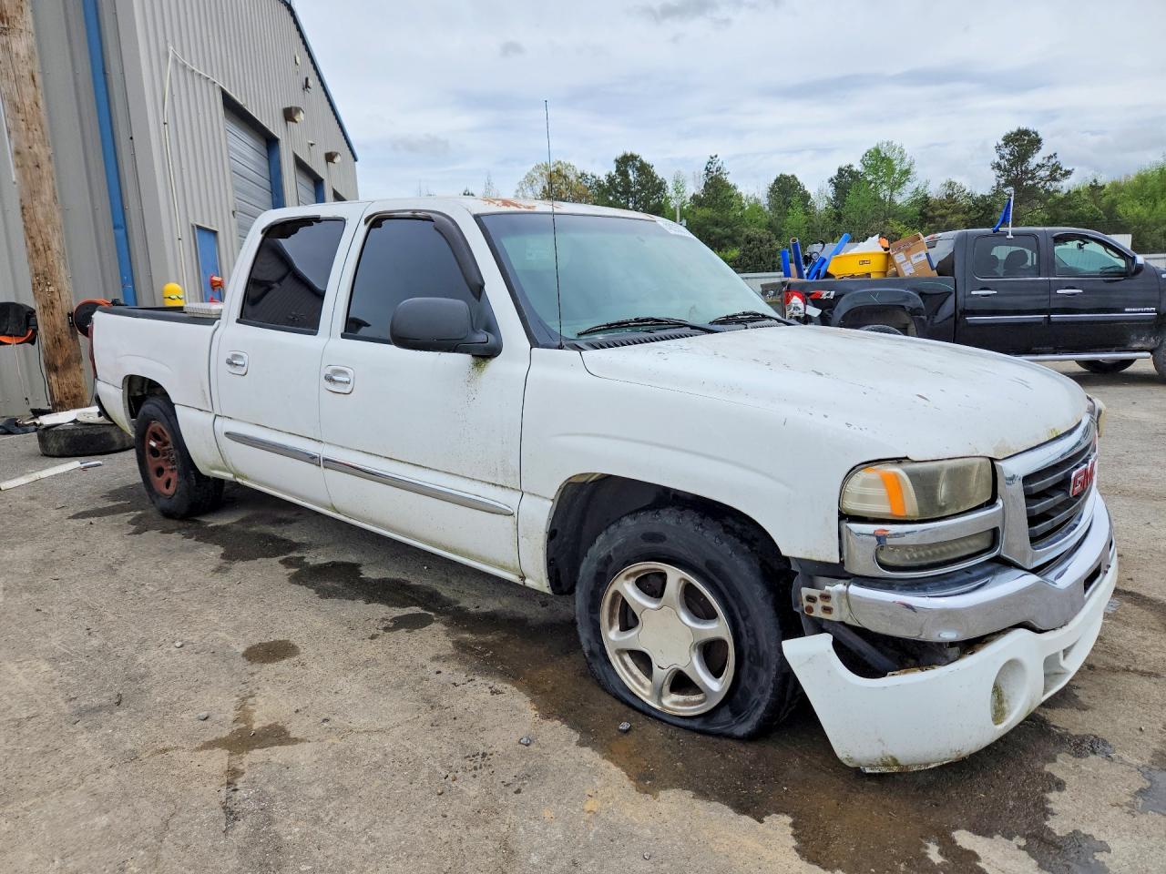 2005 GMC New Sierra C1500