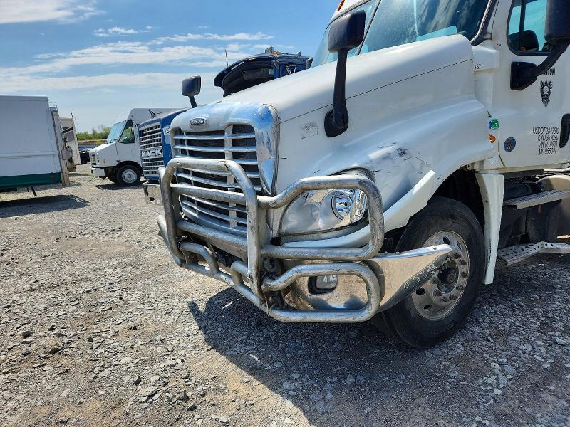 2020 Freightliner Cascadia 125 Semi Truck