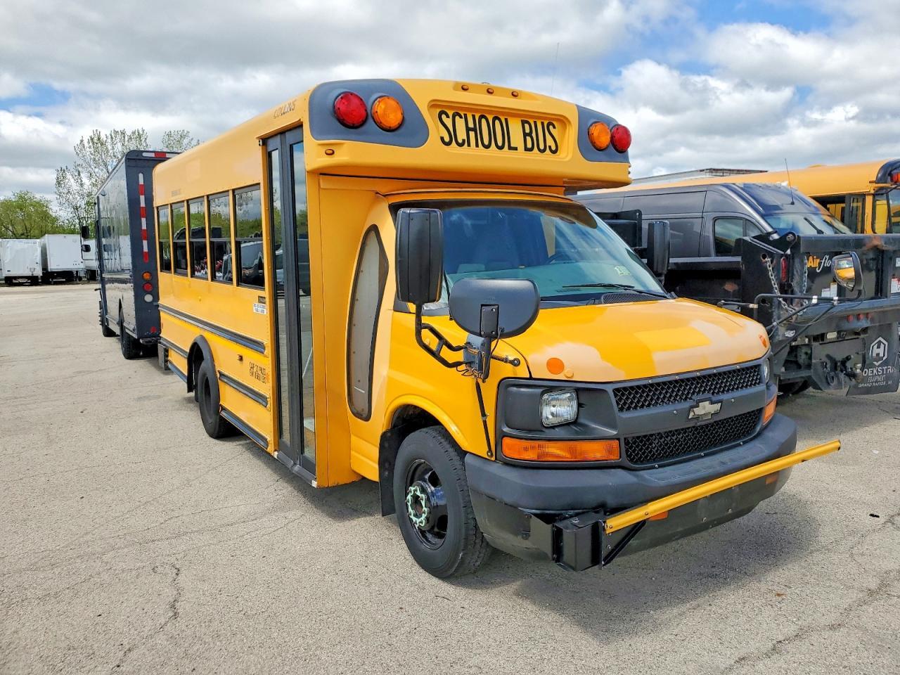 2010 Thomas Minotour G3500-School Bus