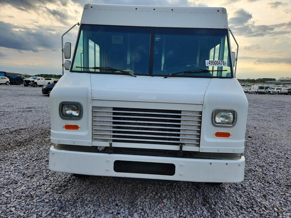 2013 Ford F59 Delivery Truck