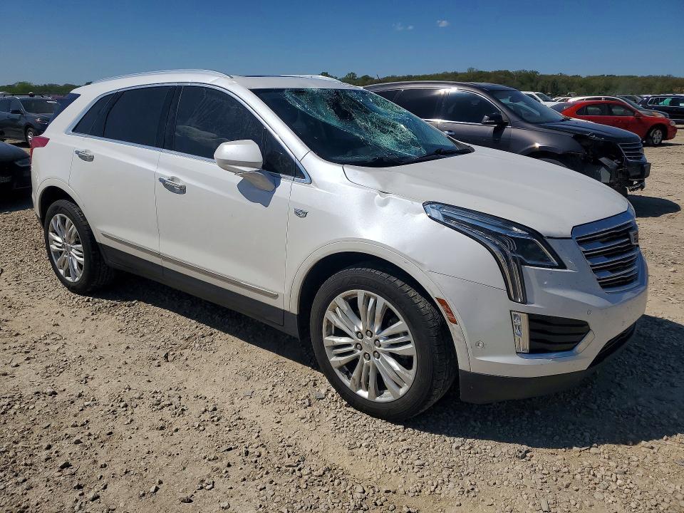 2018 Cadillac XT5 Premium Luxury