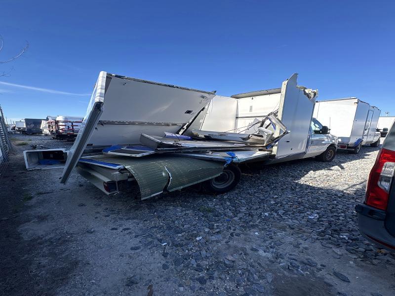 2023 Ford E350 Refrigerated BOX Truck