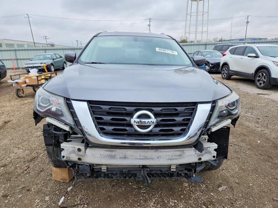 2020 Nissan Pathfinder sv
