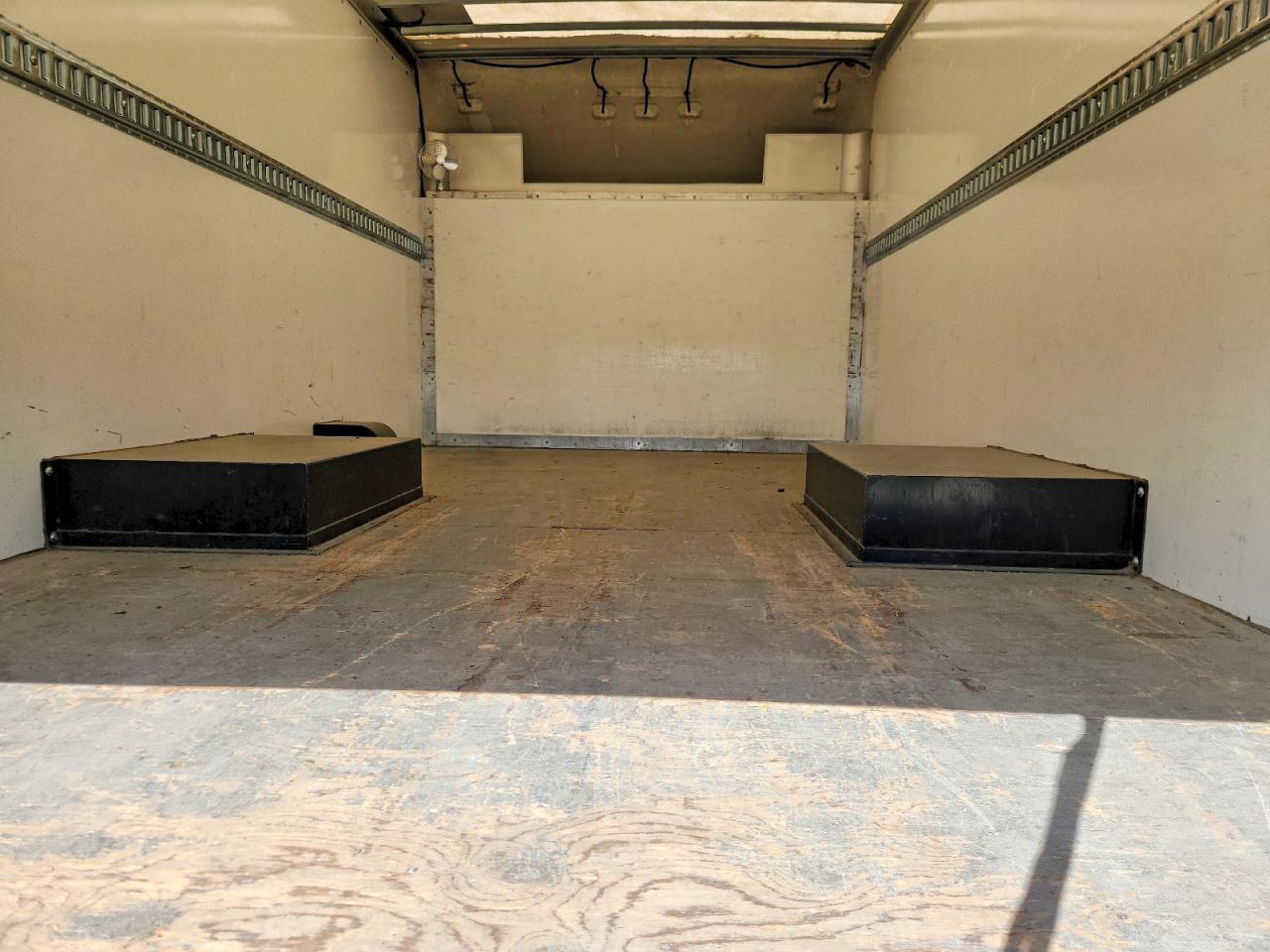 2022 Chev Rolet Express G3500 Delivery Truck