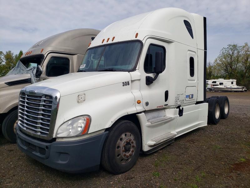 2016 Freigliner 2016 Freightliner Cascadia 125