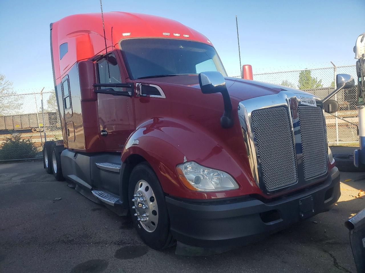 2020 Kenworth Construction T680
