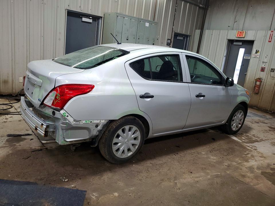 2014 Nissan Versa 1.6 s