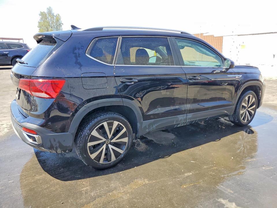 2024 Volkswagen Taos se