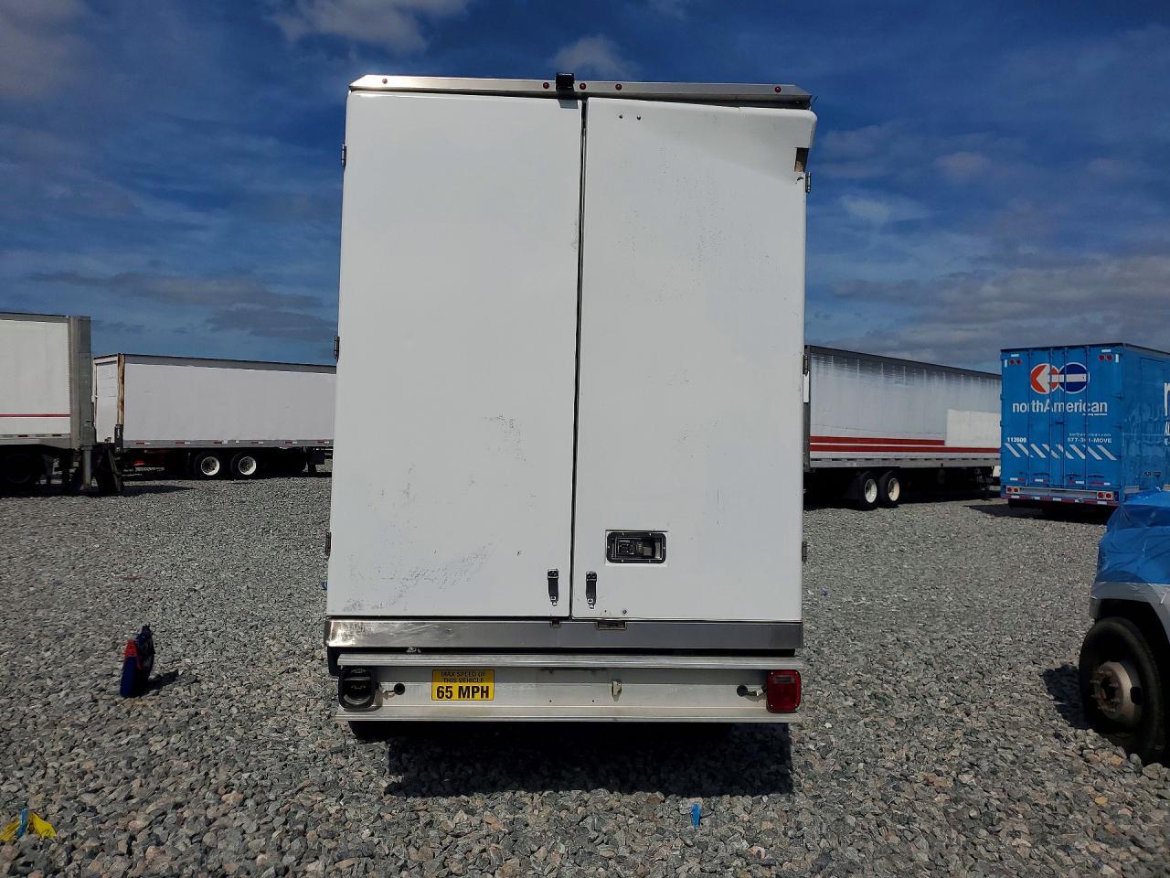 2023 Ford E350 Refrigerated BOX Truck