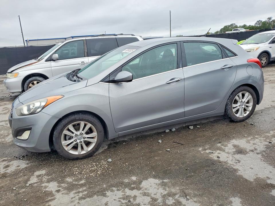 2014 Hyundai Elantra gt Base