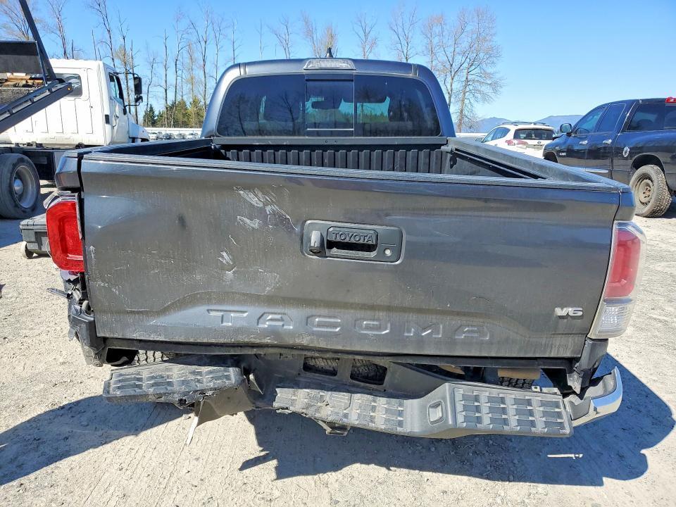2022 Toyota Tacoma TRD OFF-Road