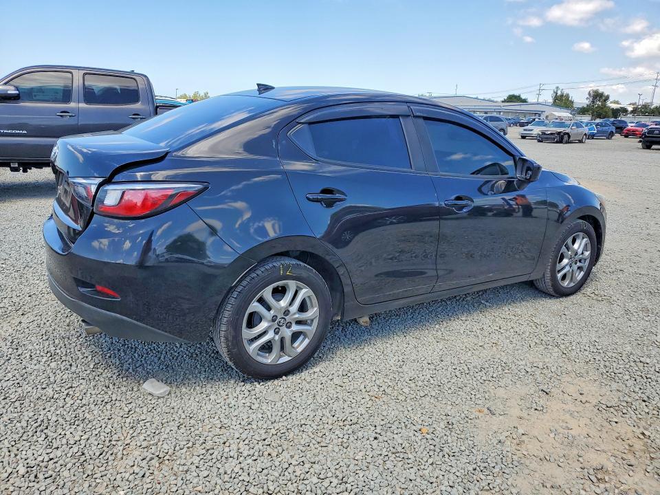 2019 Toyota Yaris l